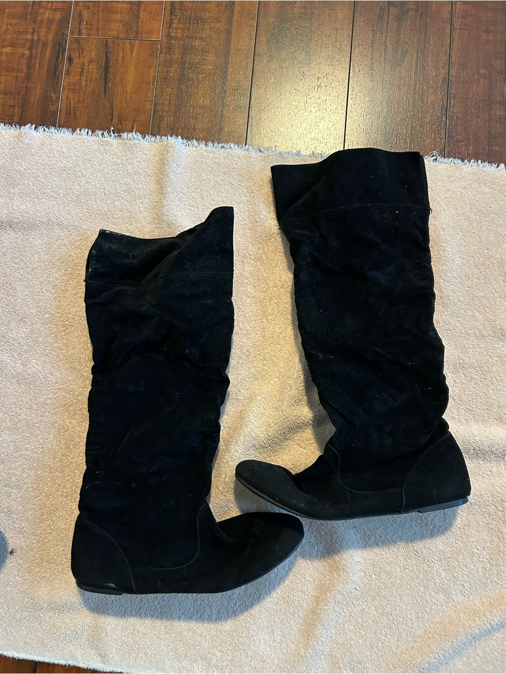 Source Unknown Black Suede Over-the-Knee Flat Boots